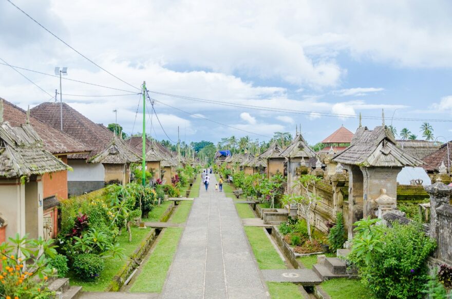 Desa Wisata Kemiren Destinasi Budaya Terbaik di Banyuwangi Desa Wisata Kemiren Destinasi Budaya Terbaik di Banyuwangi